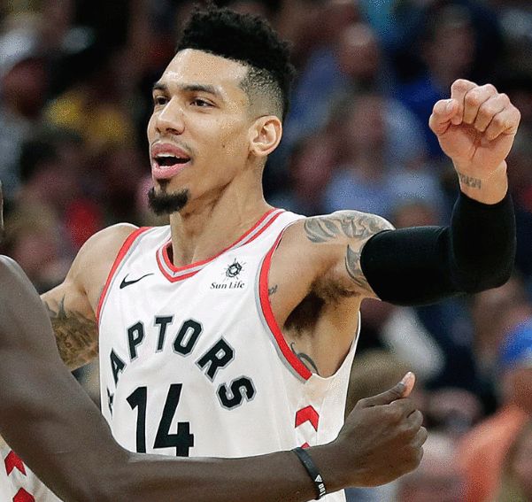 开云官方app入口-猛龙轻取马刺，克莱扛起全队